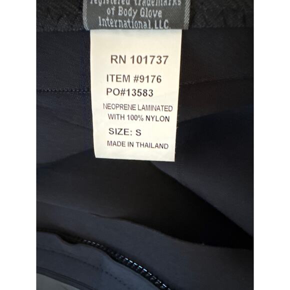 Bodyglove Men's Size Small Grey Black Neoprene One Piece Swimsuit Wetsuit - Picture 5 of 13